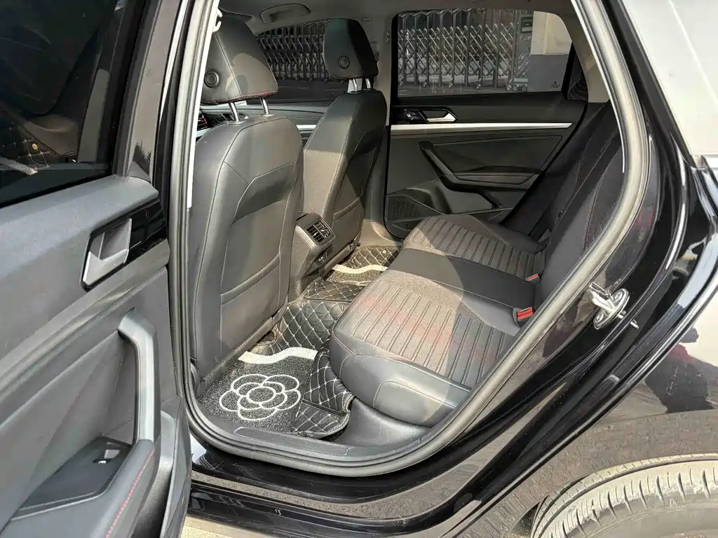Lavida 2023 280TSI DSG Starry Sky Full Edition купить на сайте DeffCars