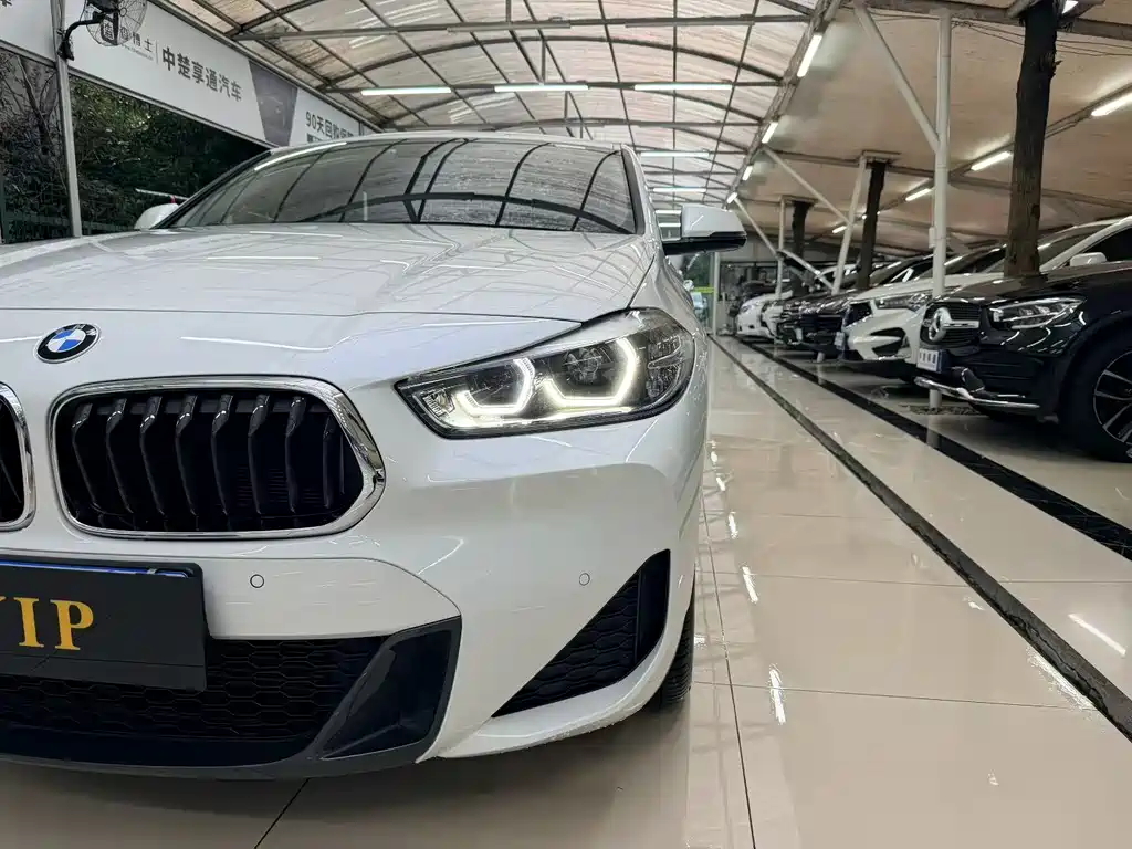 BMW X2 2022 sDrive25i M Off-Road Package купить на сайте DeffCars