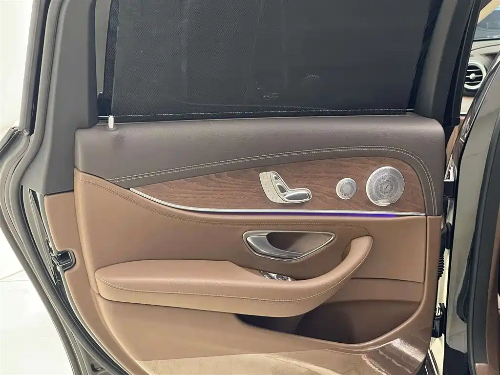 Mercedes-Benz E-Class 2020 E 300 L Luxury Model купить на сайте DeffCars