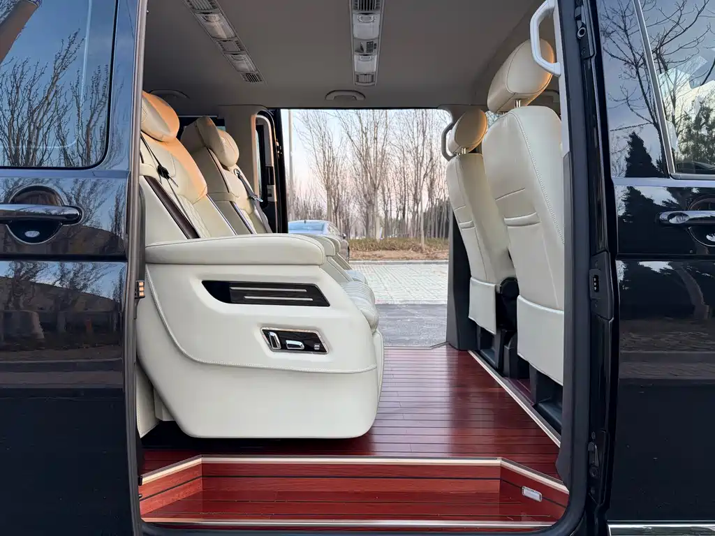 Kailuwei 2019 2.0TSI four-wheel drive luxury version 7 seats купить на сайте DeffCars