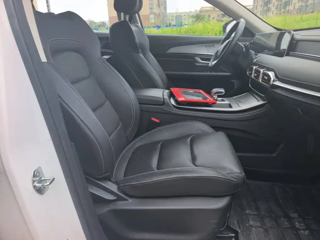Jetour X70 PLUS 2023 model 1.5T DCT Ziqiang PRO 7 seats купить на сайте DeffCars