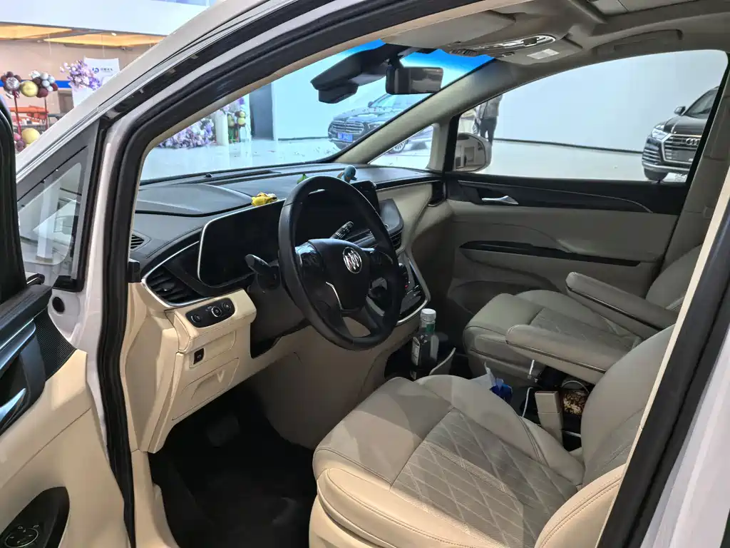 Buick GL8 2023 ES Lu Zun luxury model купить на сайте DeffCars