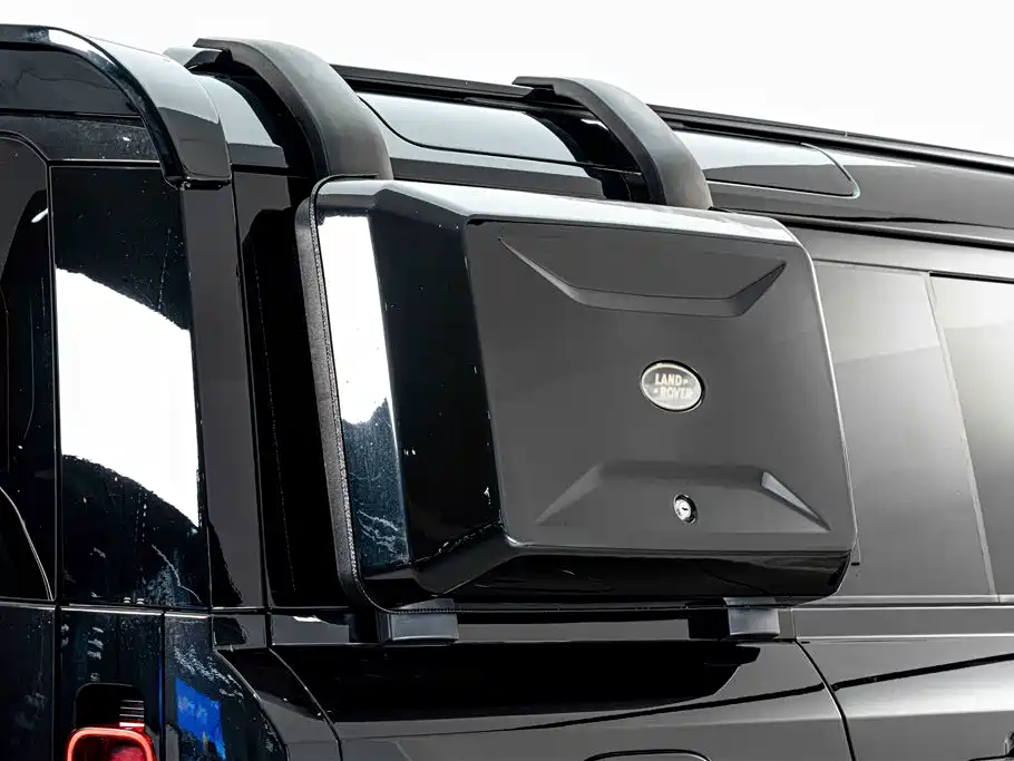 Land Rover Defender 2024 110 3.0T P400 X-DYNAMIC HSE купить на сайте DeffCars