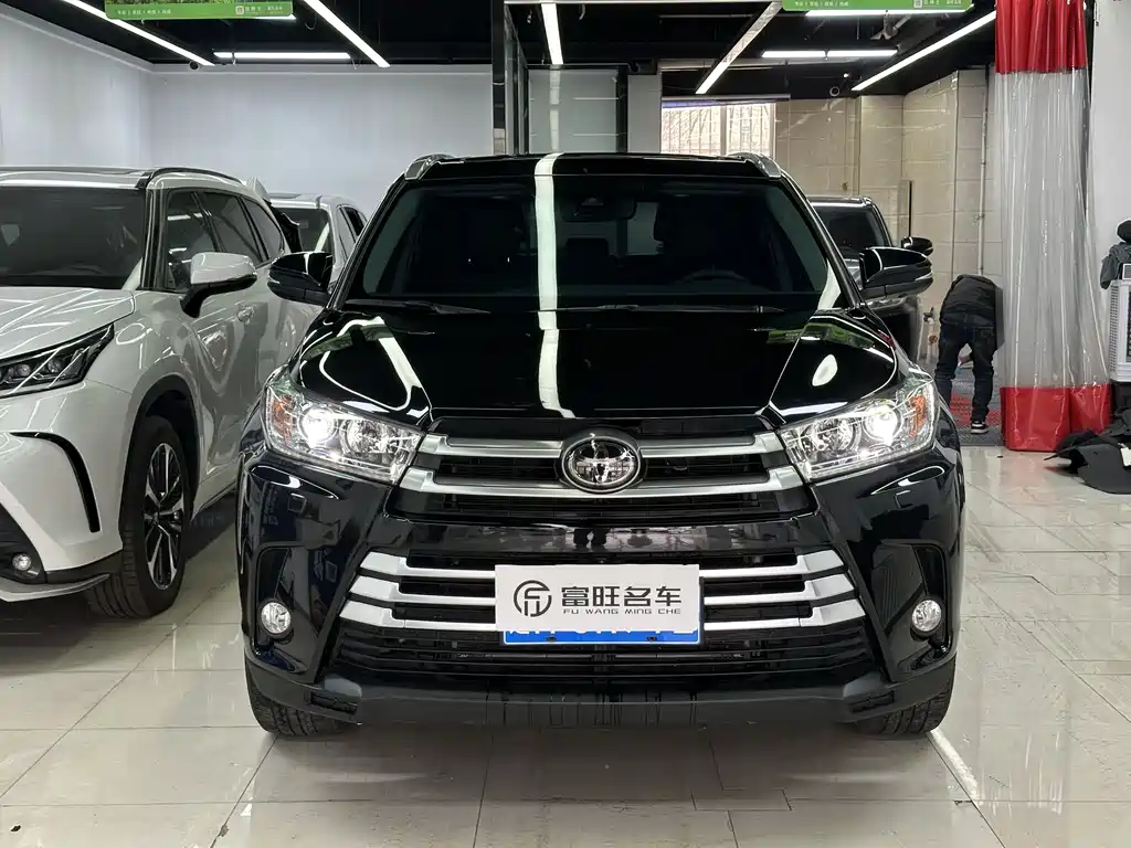 Highlander 2018 2.0T four-wheel drive extreme version, 7 seats, National VI купить на сайте DeffCars