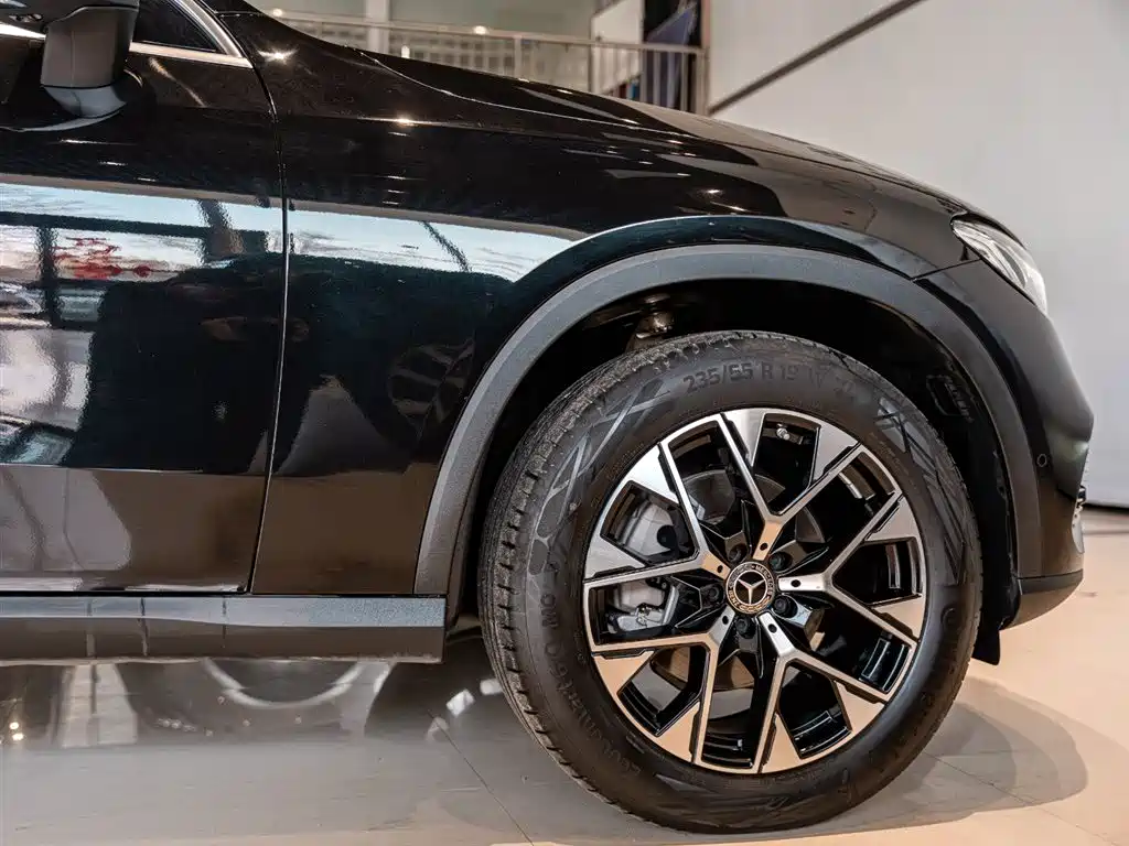 Mercedes-Benz GLC 2025 GLC 260 L 4MATIC Dynamic купить на сайте DeffCars