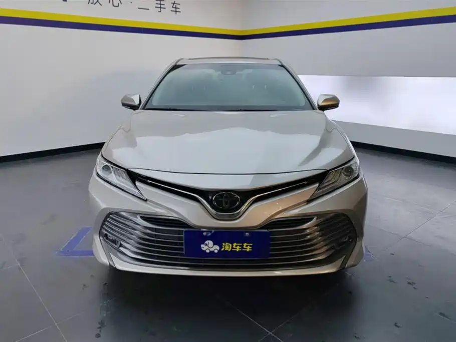 Camry 2019 2.0G Deluxe Edition National VI купить на сайте DeffCars