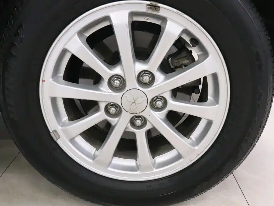ASX 2015 2.0L CVT 2WD Elite Edition купить на сайте DeffCars