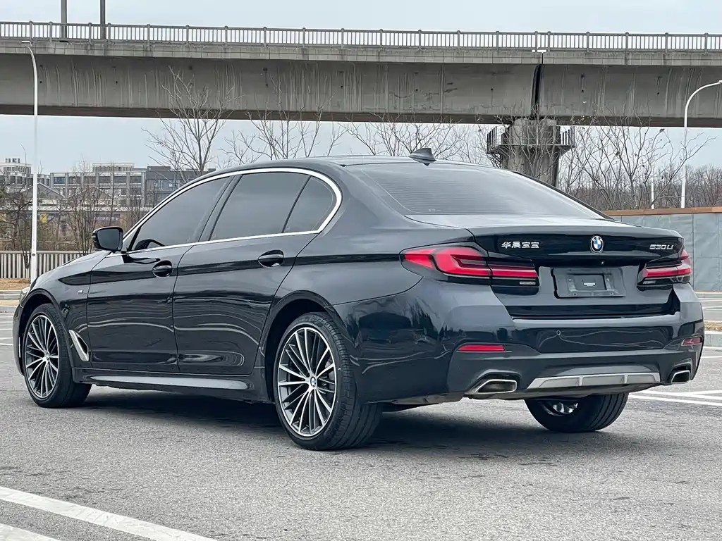 BMW 5 Series 2021 facelift 530Li leading M sports package купить на сайте DeffCars