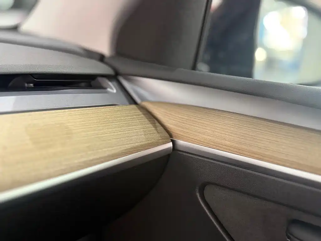Model Y 2022 facelift rear-wheel drive version купить на сайте DeffCars