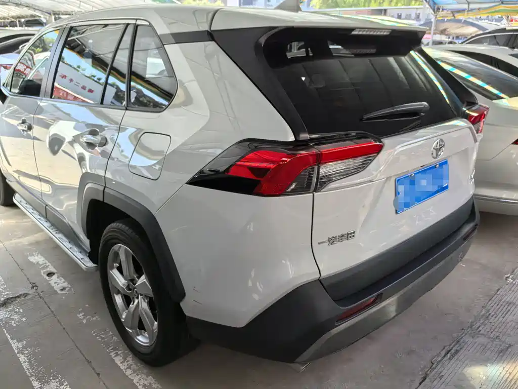 RAV4 Rongfang 2021 2.0L CVT four-wheel drive fashion PLUS version купить на сайте DeffCars