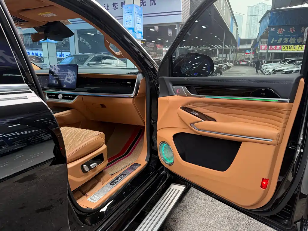 Tank 500 2023 3.0T Sports Edition Peak Type 5 Seats купить на сайте DeffCars