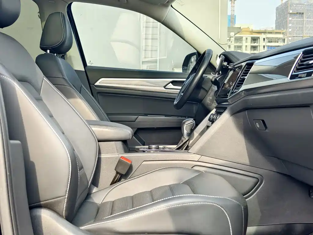 Touron 2020 facelift 380TSI four-wheel drive luxury version купить на сайте DeffCars