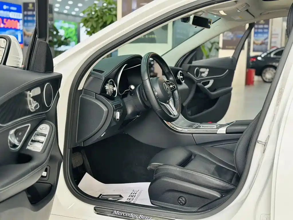 Mercedes-Benz C-Class 2019 facelift C 260 L sports version купить на сайте DeffCars