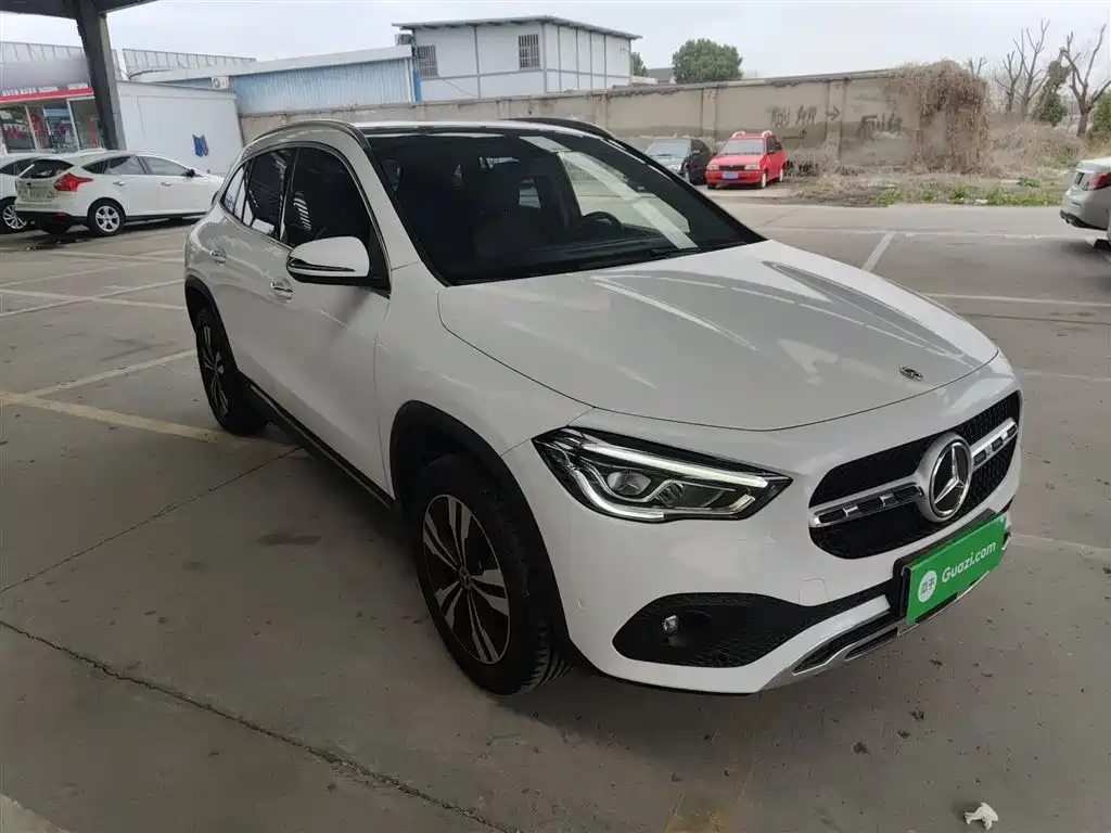 Mercedes-Benz GLA 2020 GLA 200 купить на сайте DeffCars