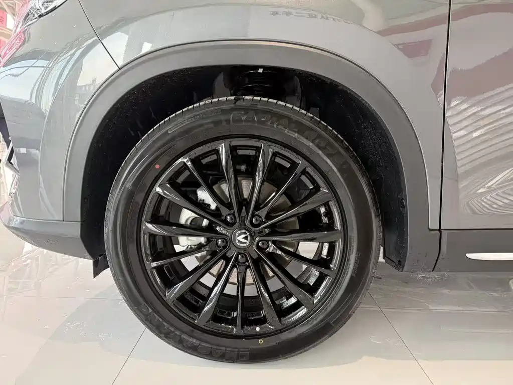 Changan CS75 2026 PRO 1.5T DCT Exclusive model 7 seats купить на сайте DeffCars