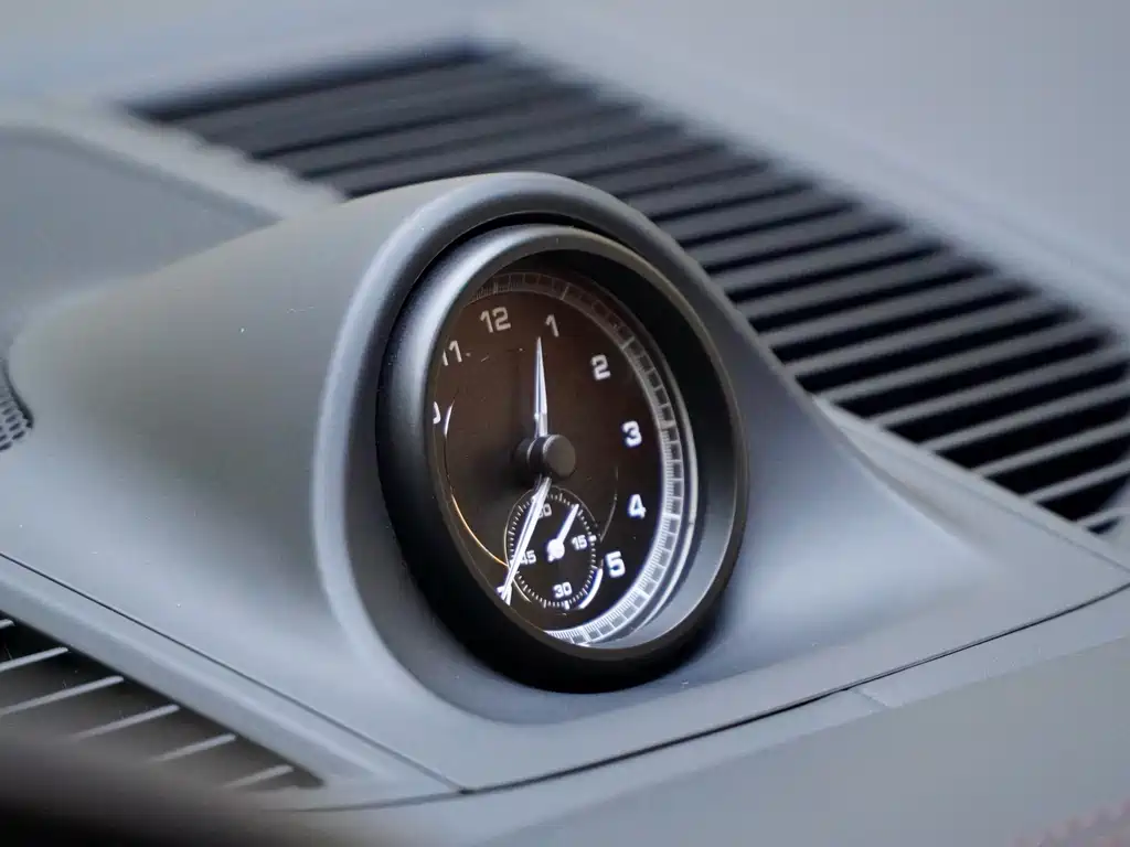 Macan 2023 Macan 2.0T купить на сайте DeffCars