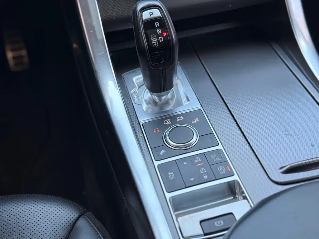 Range Rover Sport 2015 3.0 SC V6 HSE DYNAMIC купить на сайте DeffCars
