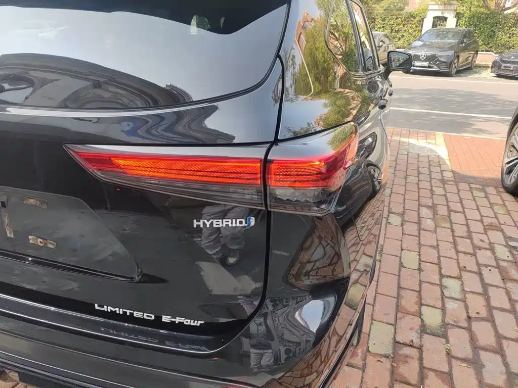 Crown Lufang 2021 2.5L HEV four-wheel drive flagship version купить на сайте DeffCars