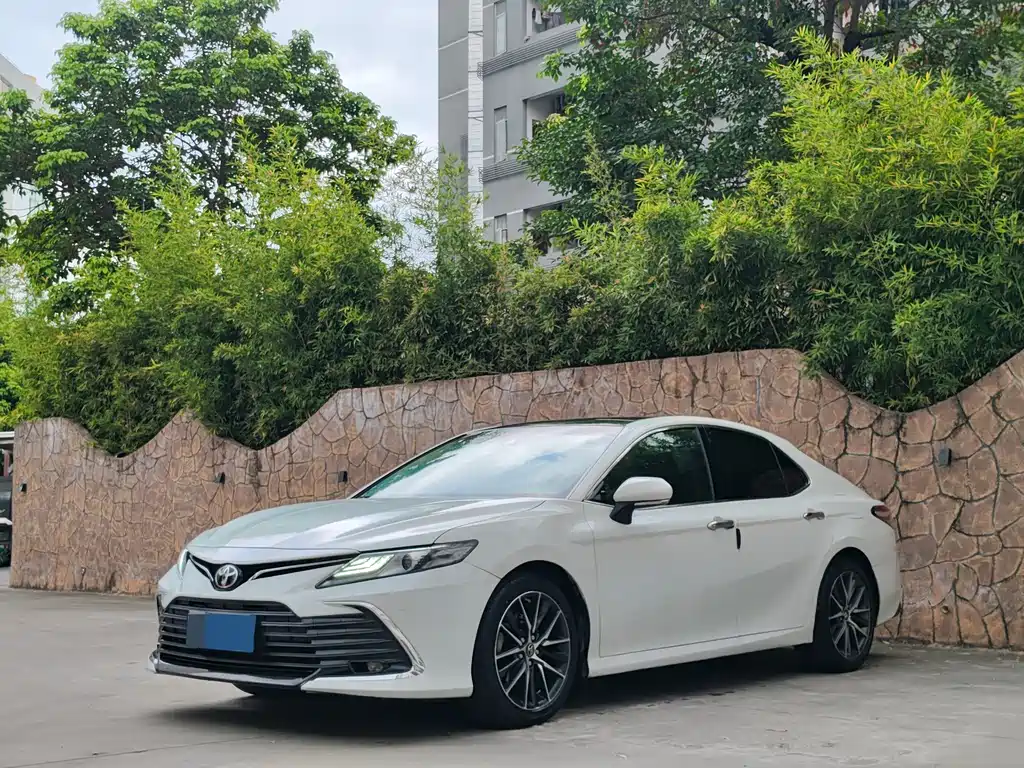 Camry 2021 2.5G Deluxe Edition купить на сайте DeffCars