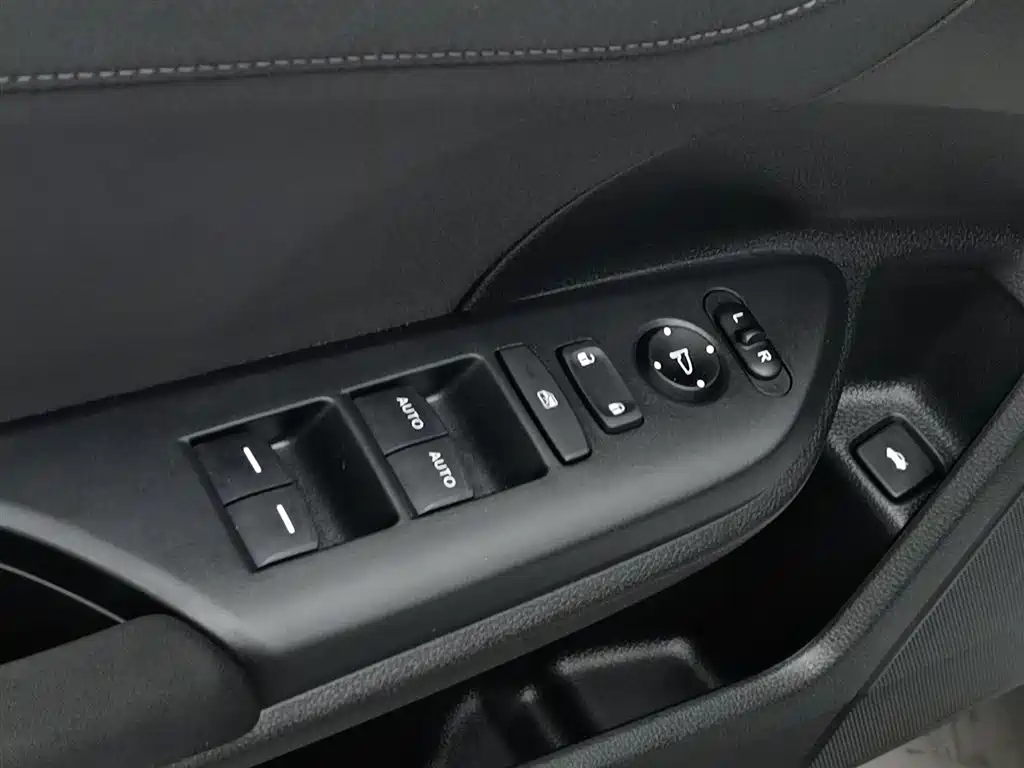 Civic 2016 180TURBO manual comfort version купить на сайте DeffCars
