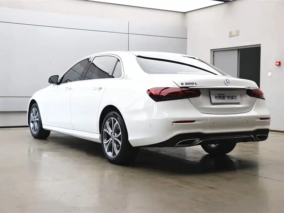 Mercedes-Benz E-Class 2022 facelift E 300 L sporty and stylish купить на сайте DeffCars