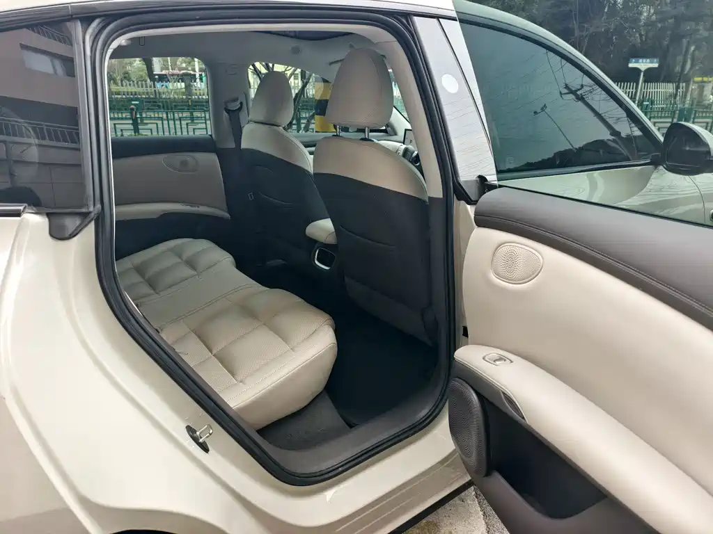 Zhiji LS6 2023 Max long battery life version купить на сайте DeffCars