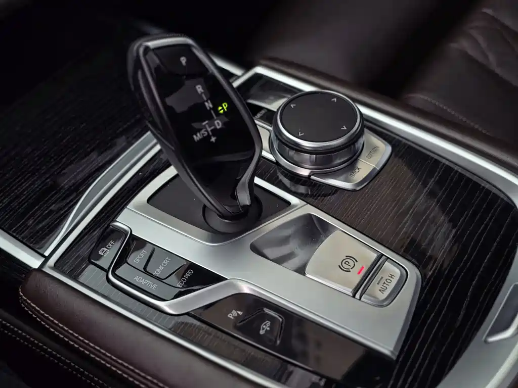 BMW 7 Series 2019 730Li M Sports Package купить на сайте DeffCars