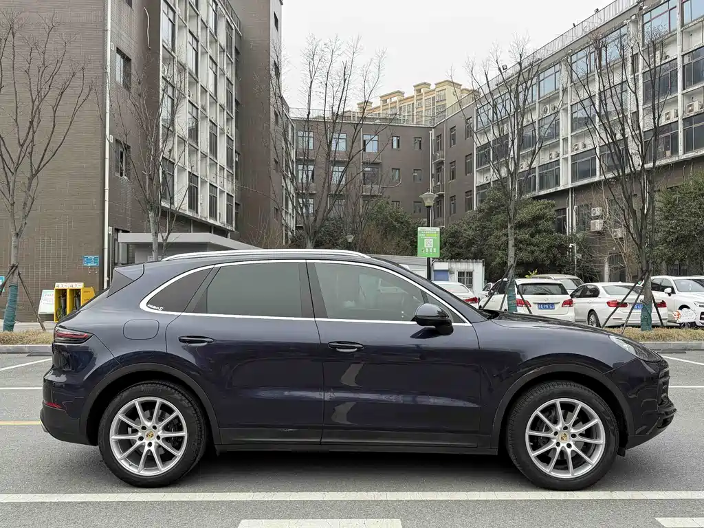 Cayenne 2019 Cayenne 3.0T купить на сайте DeffCars