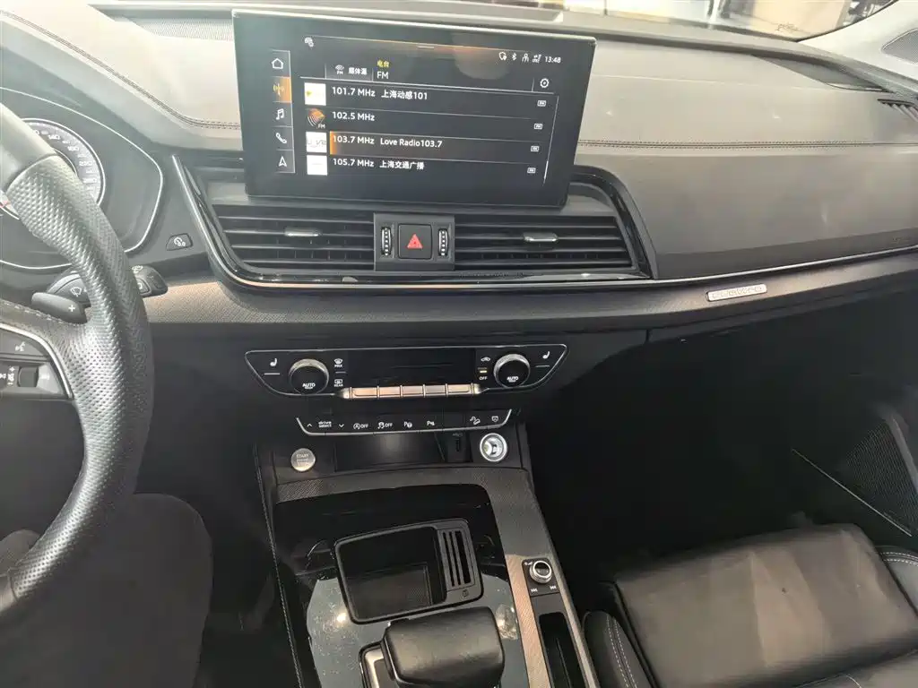Audi Q5L 2022 facelift 45T luxury and dynamic model купить на сайте DeffCars