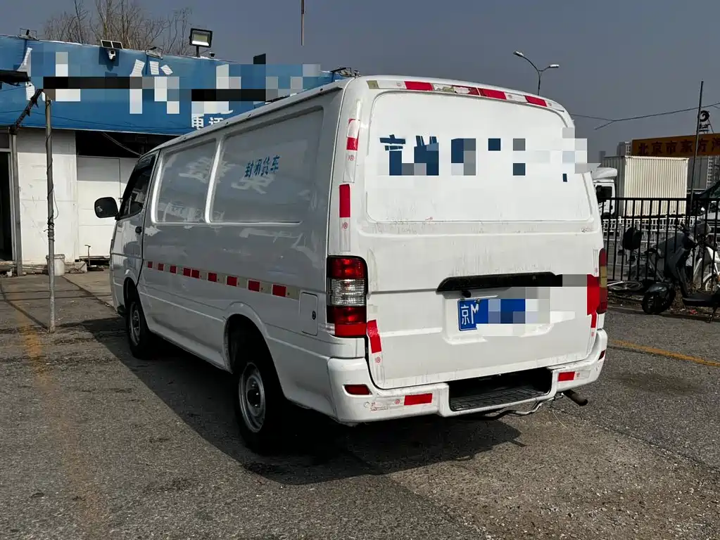 Jinbei Hiace 2018 2.0L fifth generation box cargo standard top 2 seats 4G19 купить на сайте DeffCars