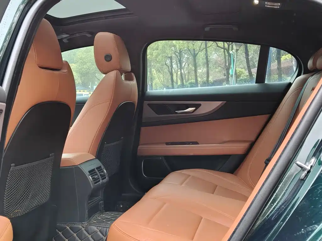 Jaguar XEL 2022 2.0T 250PS R-DYNAMIC S Advanced Sports Edition купить на сайте DeffCars