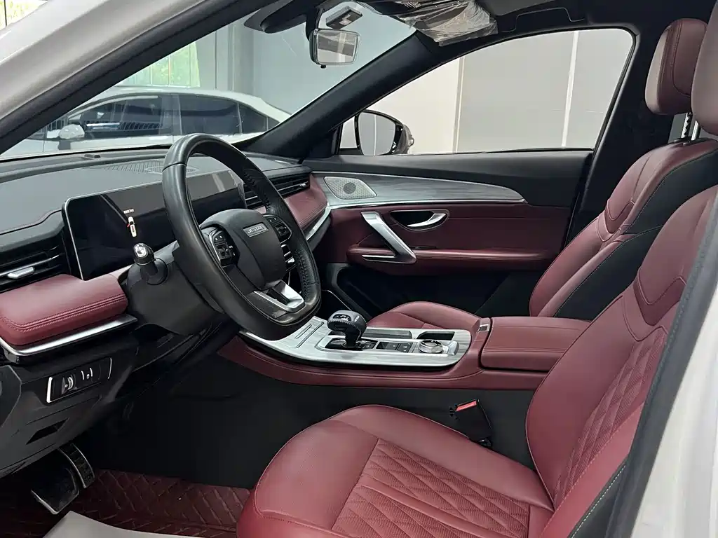 Jietu X70 PLUS 2023 model 1.5T DCT Brave PLUS 5 seats купить на сайте DeffCars