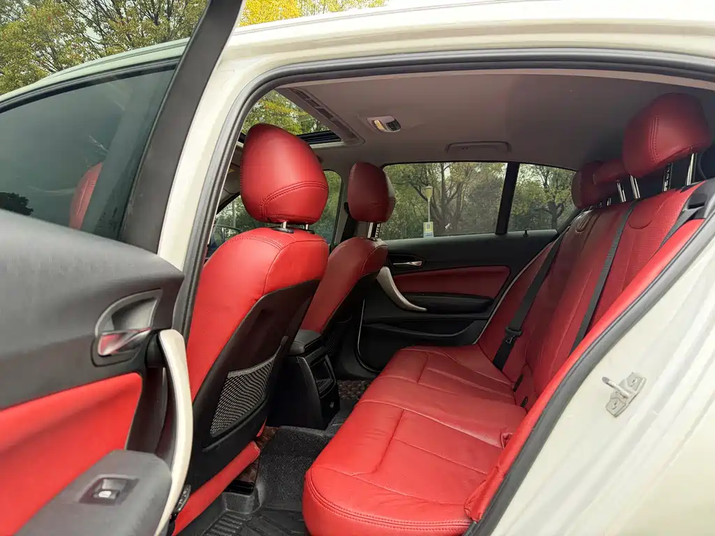 BMW 1 Series imported 2016 118i leading model купить на сайте DeffCars