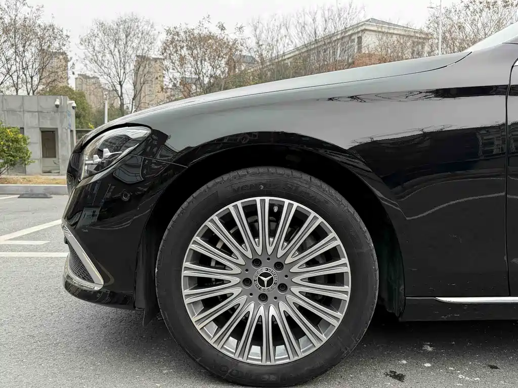 Mercedes-Benz E-Class 2022 E 300 L Luxury Model купить на сайте DeffCars