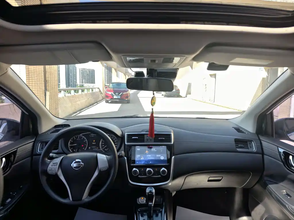 Tiida 2020 1.6L CVT Smart Travel Edition купить на сайте DeffCars