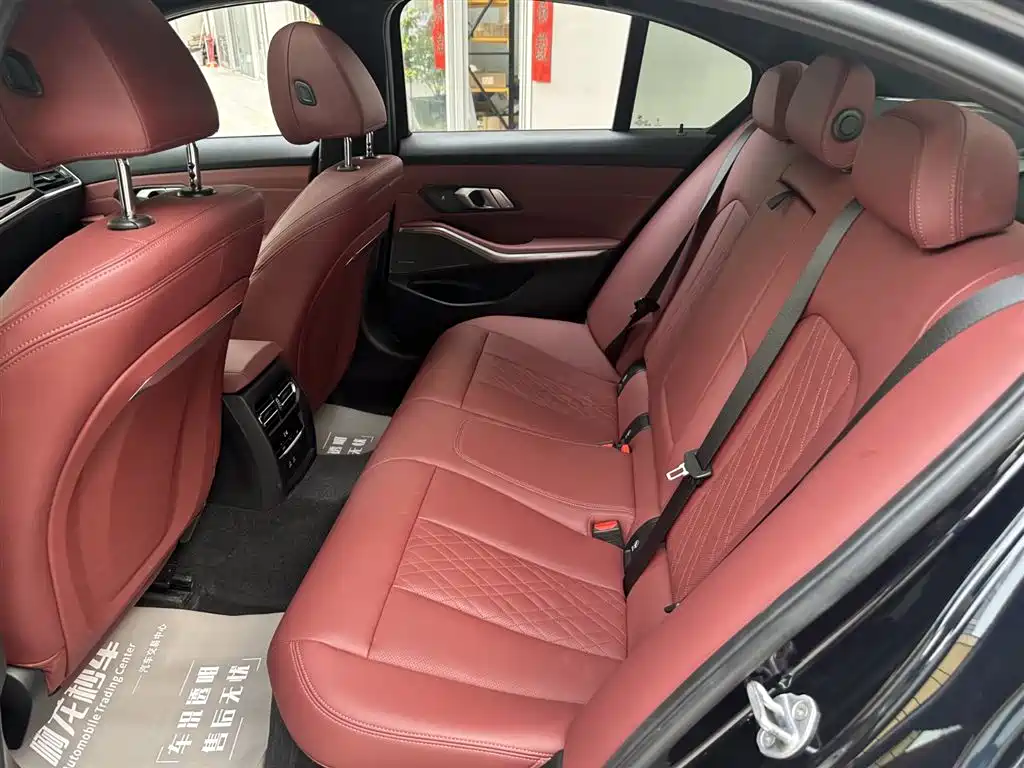 BMW 3 Series 2024 325i M Sports Night Package купить на сайте DeffCars