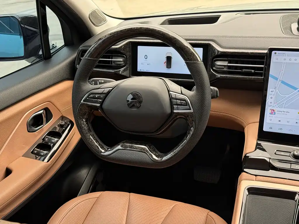 NIO ES8 2020 485KM six-seater version купить на сайте DeffCars