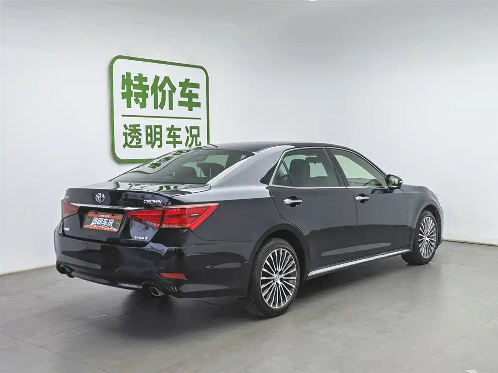 Crown 2018 2.0T Sports Edition купить на сайте DeffCars