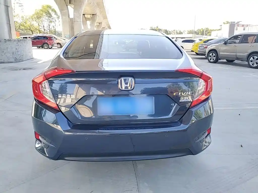 Civic 2019 220TURBO CVT Dynamic Edition National VI купить на сайте DeffCars