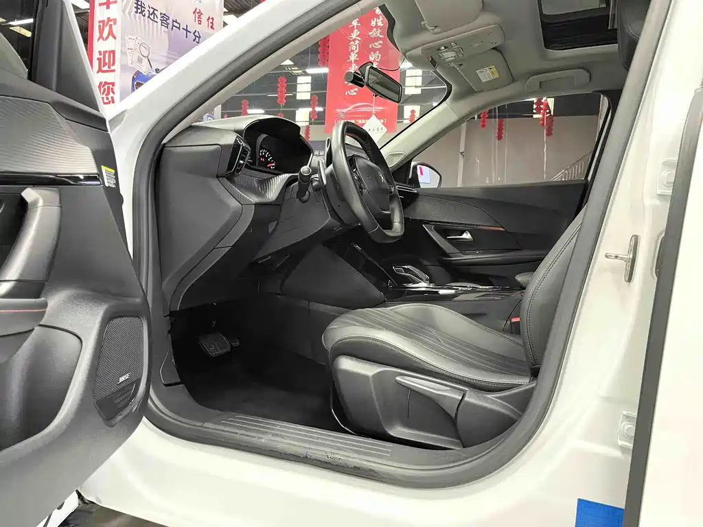 Peugeot 2008 2022 230THP THE ONE купить на сайте DeffCars