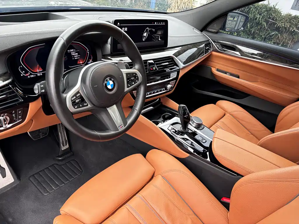 BMW 6 Series GT 2022 630i M Sports Package купить на сайте DeffCars
