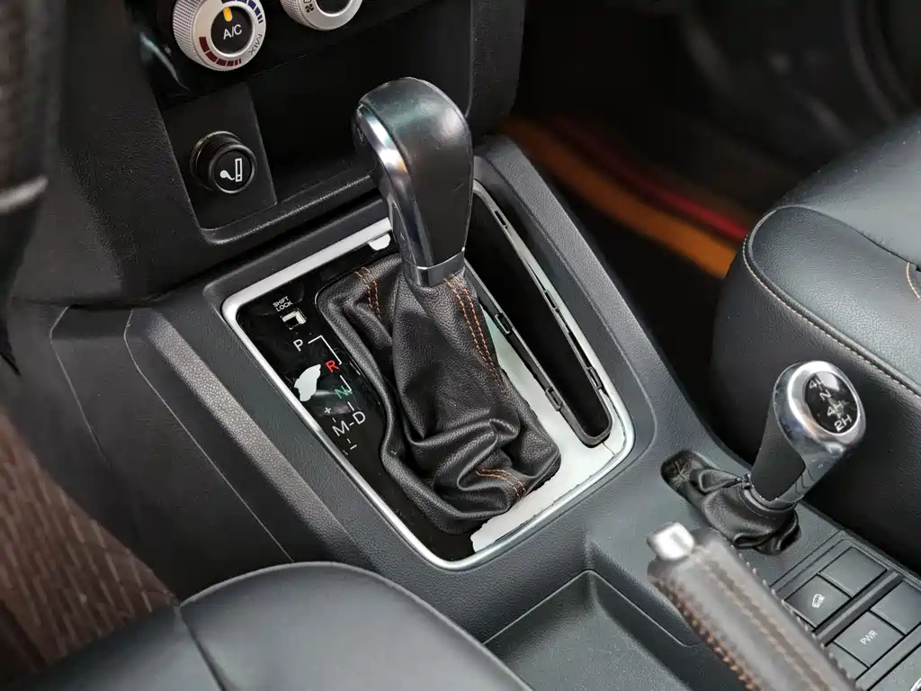 Beijing BJ40 2016 40L 2.3T Automatic 4WD Premium Edition купить на сайте DeffCars