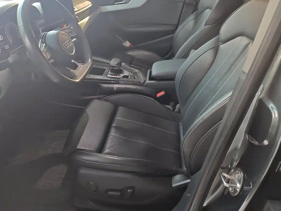 Audi A4L 2022 40 TFSI luxury and dynamic model купить на сайте DeffCars