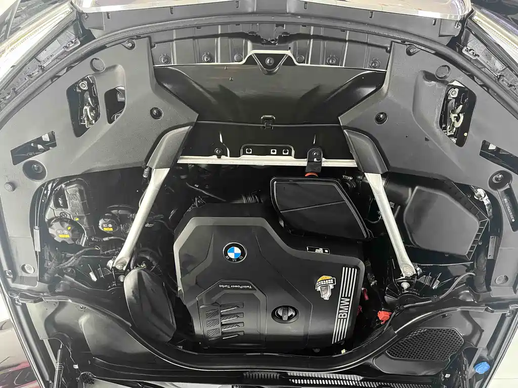 BMW 5 Series 2022 Facelift Three 530Li Exclusive M Sports Package купить на сайте DeffCars