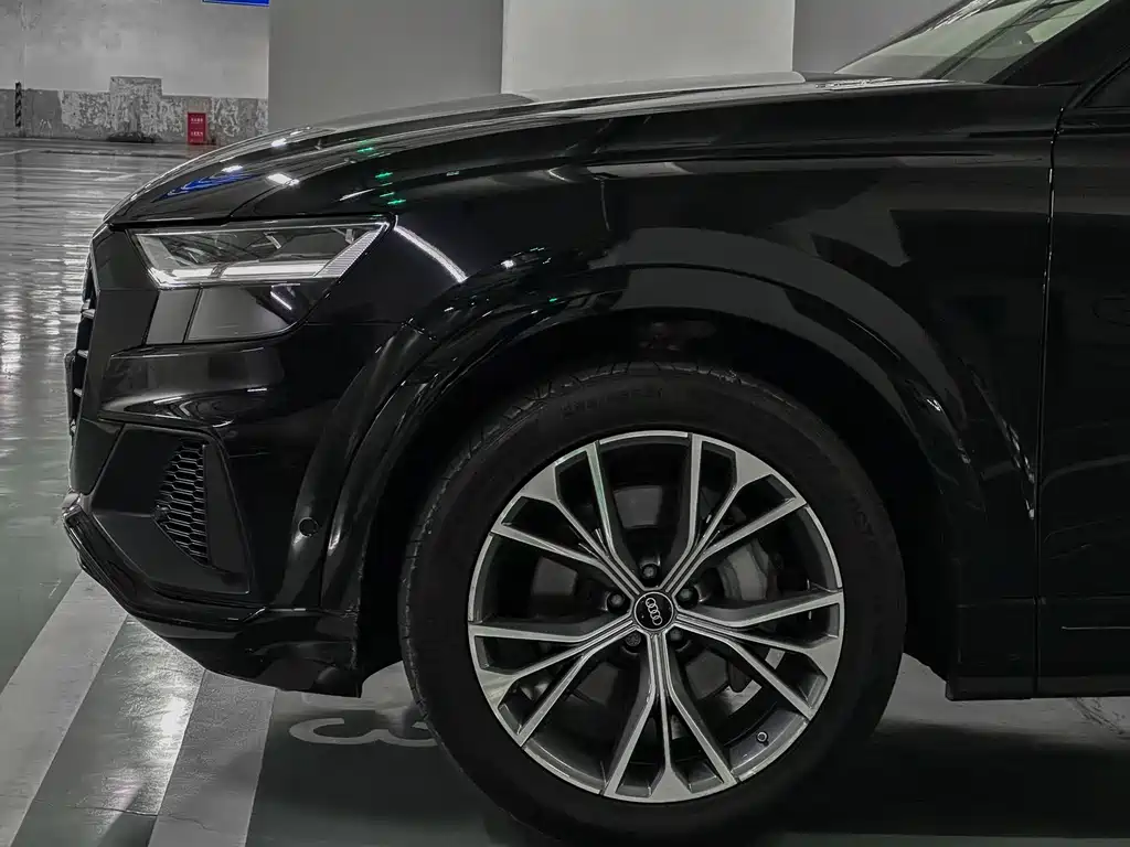 Audi Q8 2021 55 TFSI luxury and dynamic model купить на сайте DeffCars
