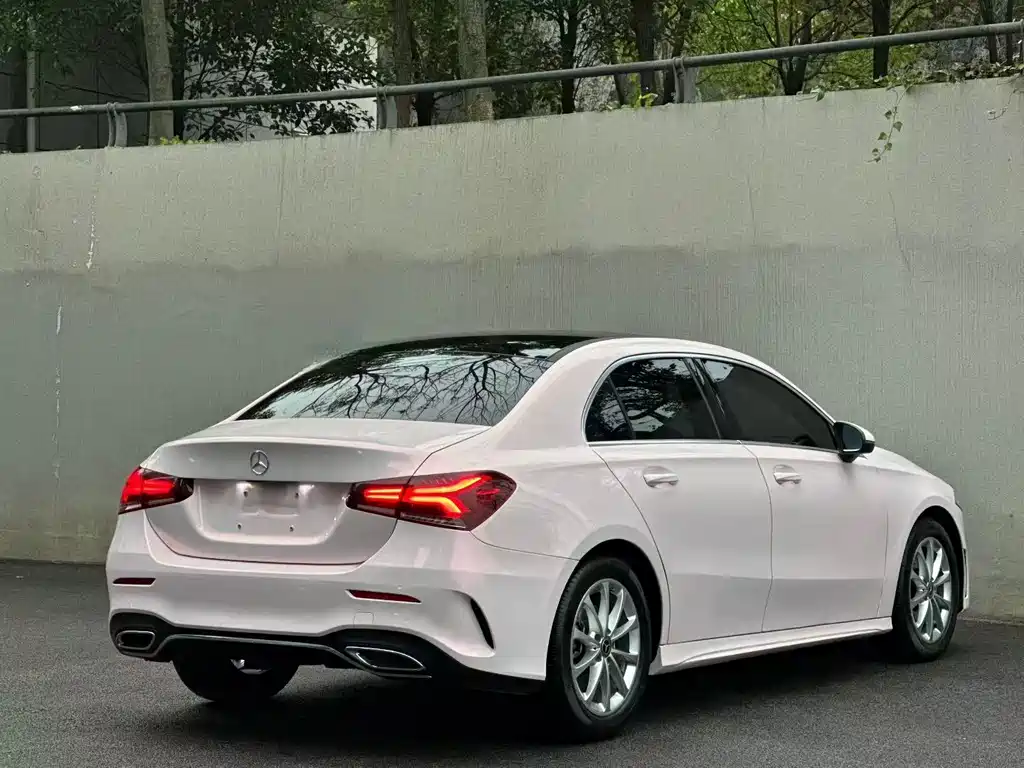 Mercedes-Benz A-Class 2022 A 200 L Sports Sedan Fashionable купить на сайте DeffCars