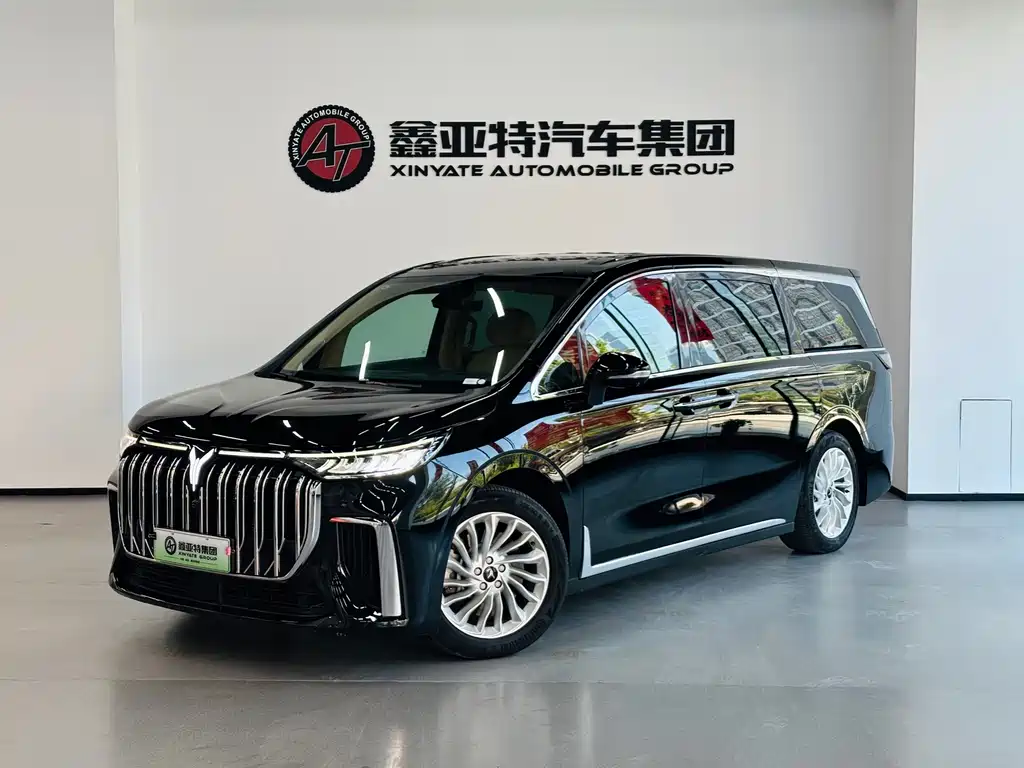 Lantu Dreamer 2024 PHEV Extra Long Battery Life Excellent Edition купить на сайте DeffCars