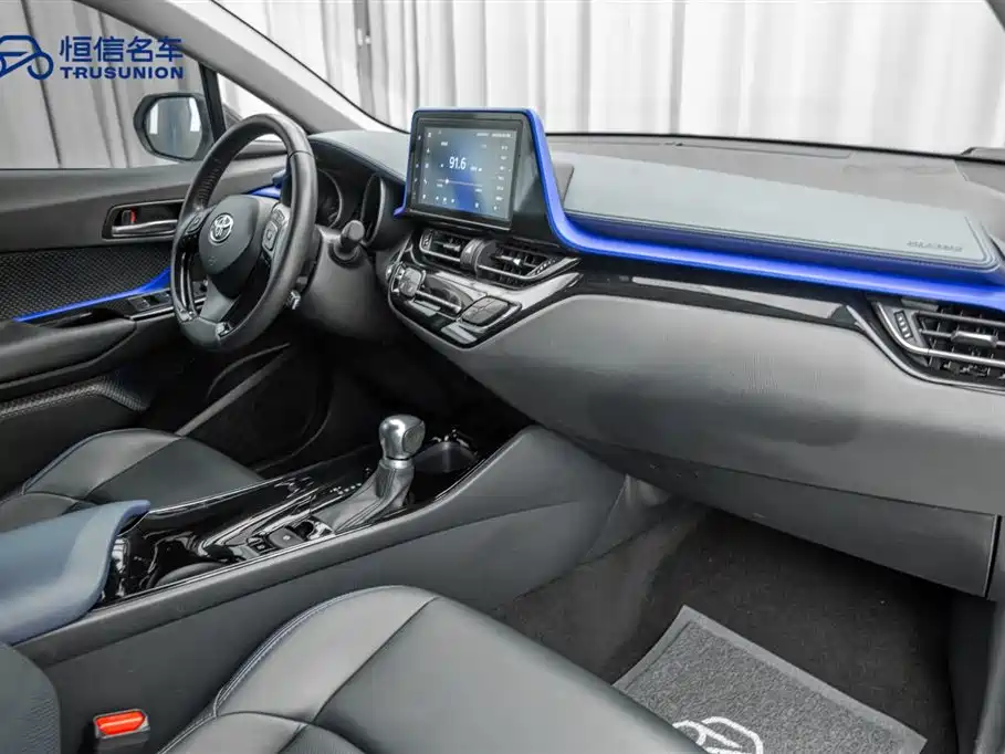 Toyota C-HR 2021 2.0L Luxury Edition купить на сайте DeffCars