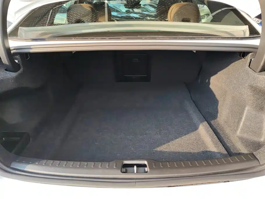 Volvo S60 2026 B4 Zhiyi Luxury Edition купить на сайте DeffCars