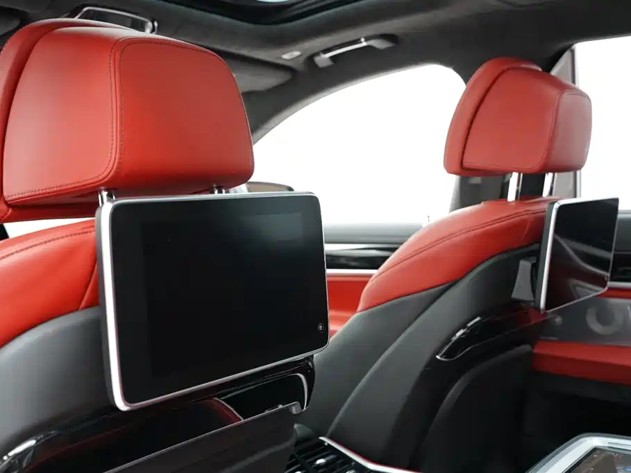 BMW 7 Series 2018 740Li xDrive Exclusive M Sports Package Black Flame Edition купить на сайте DeffCars